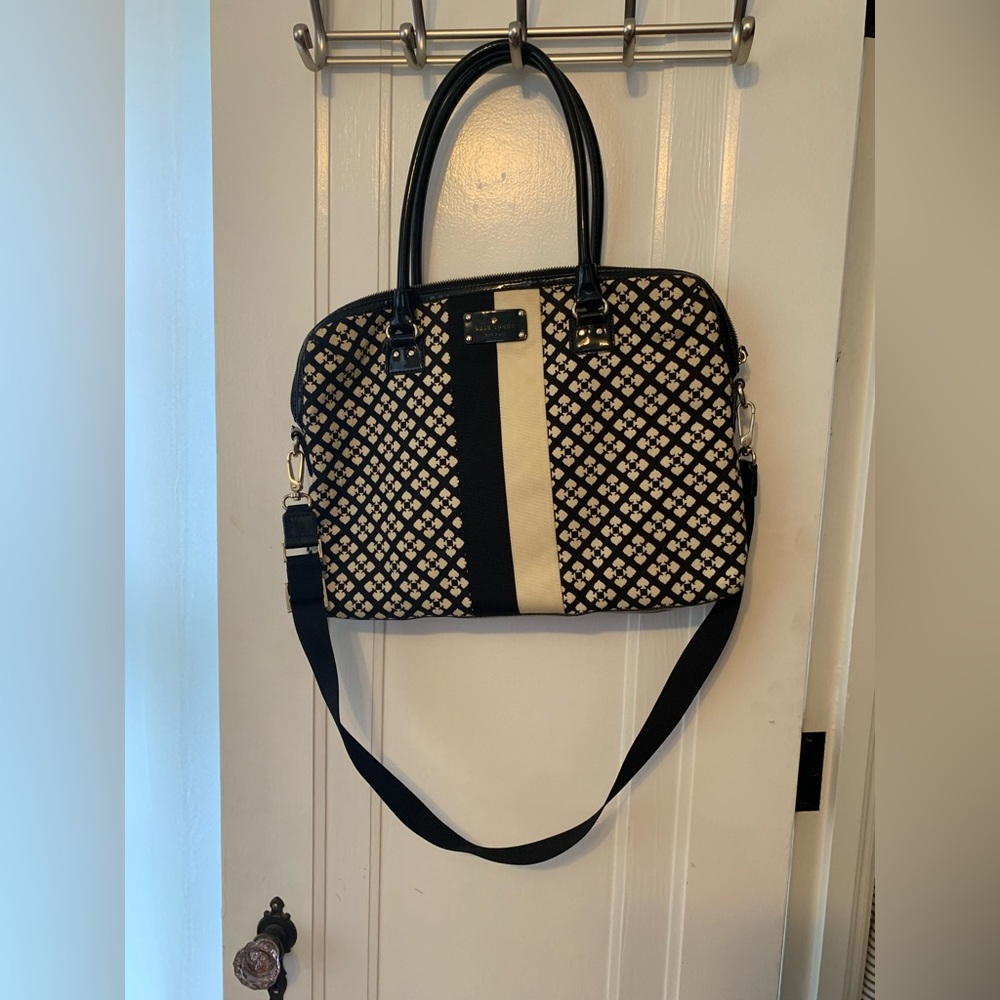Kate spade laptop bag with shoulder strap